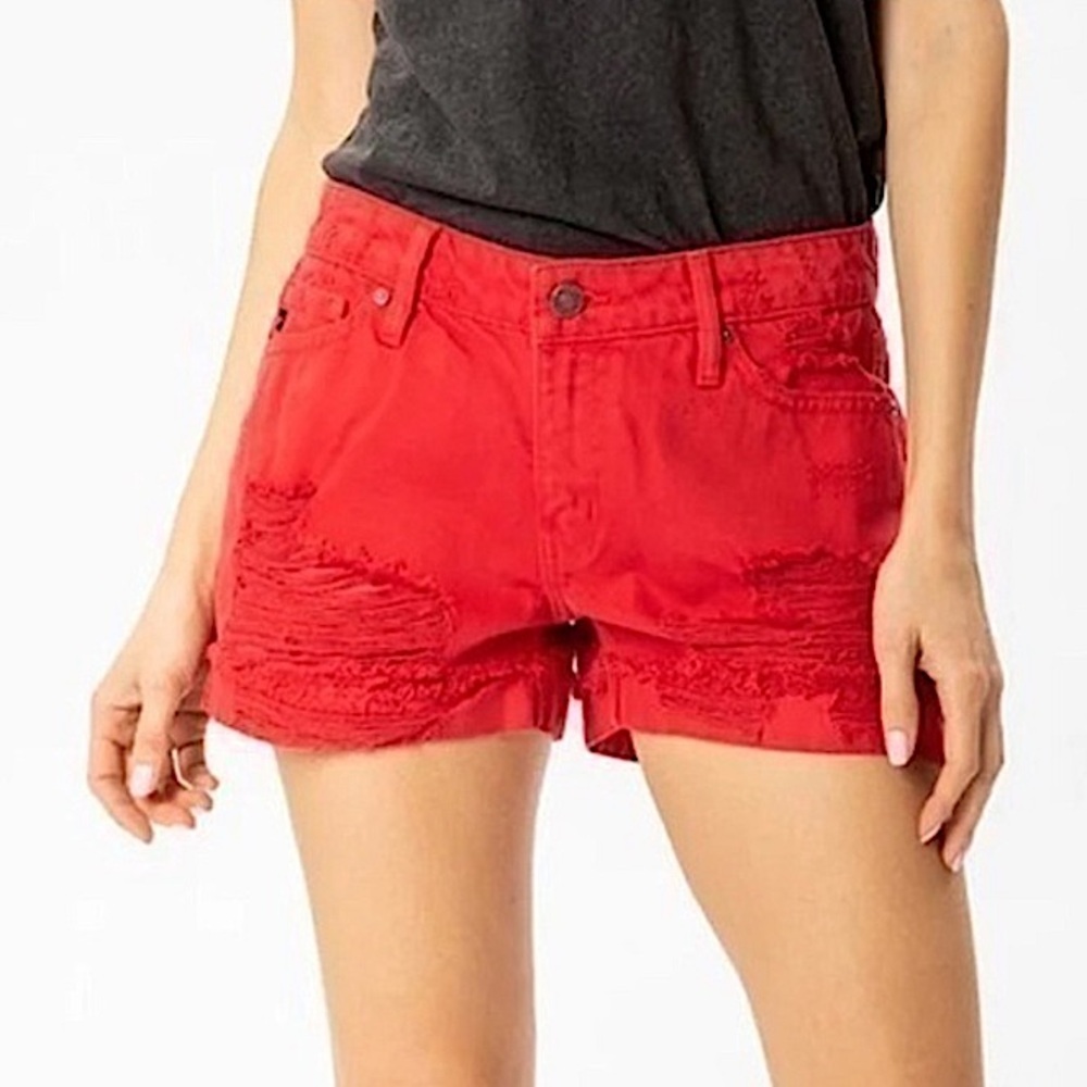 KanCan Lipstick Red Mid Rise Denim Shorts With Distressed Details Medium 26 27